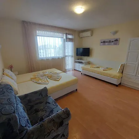 Primorski Briz Casa de hóspedes 2*