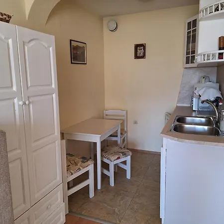 Casa de hóspedes Primorski Briz 2*